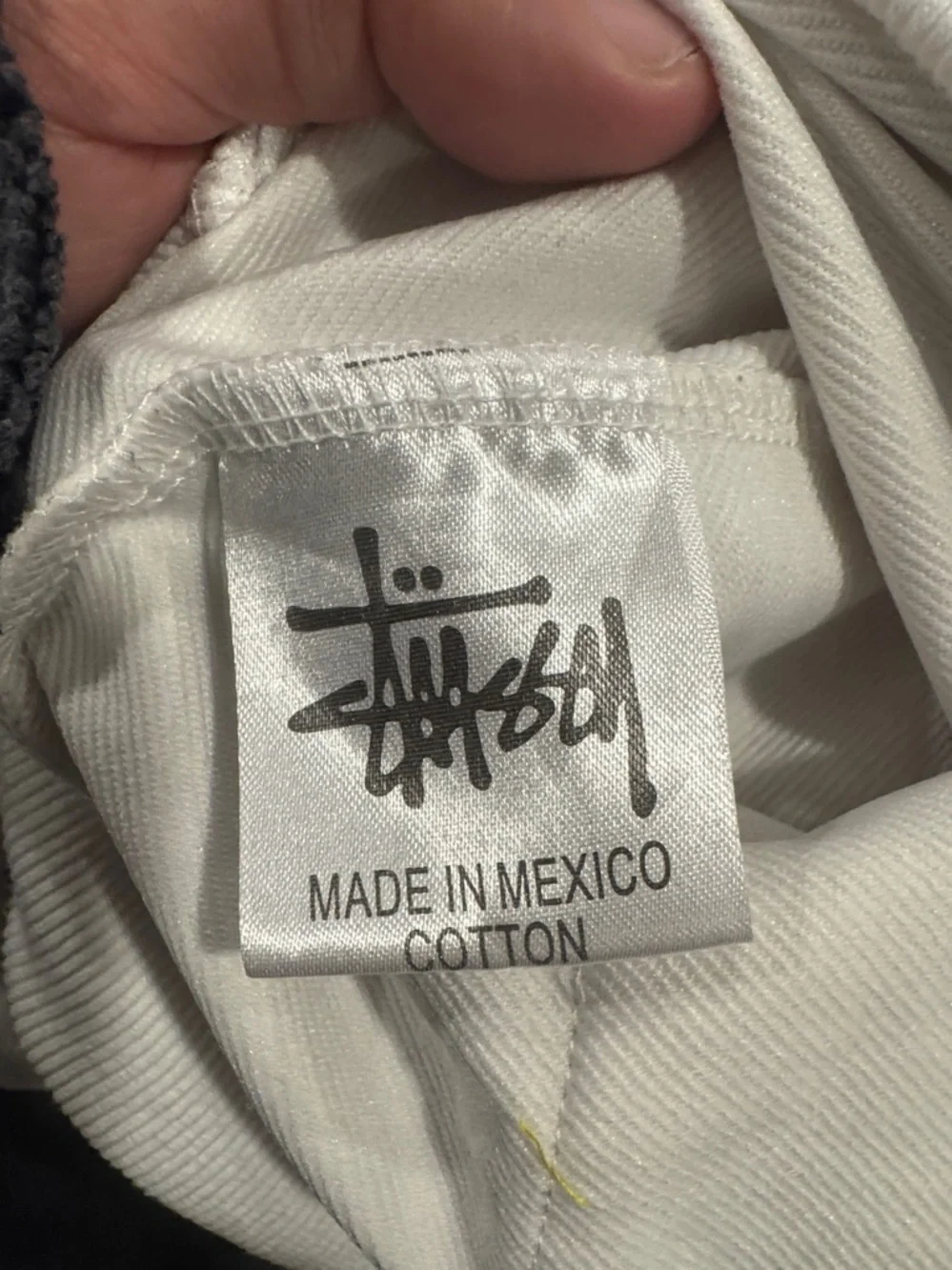 Stüssy Cream Basic front and back graphic Hoodie cut tags - Picture 11 of 13